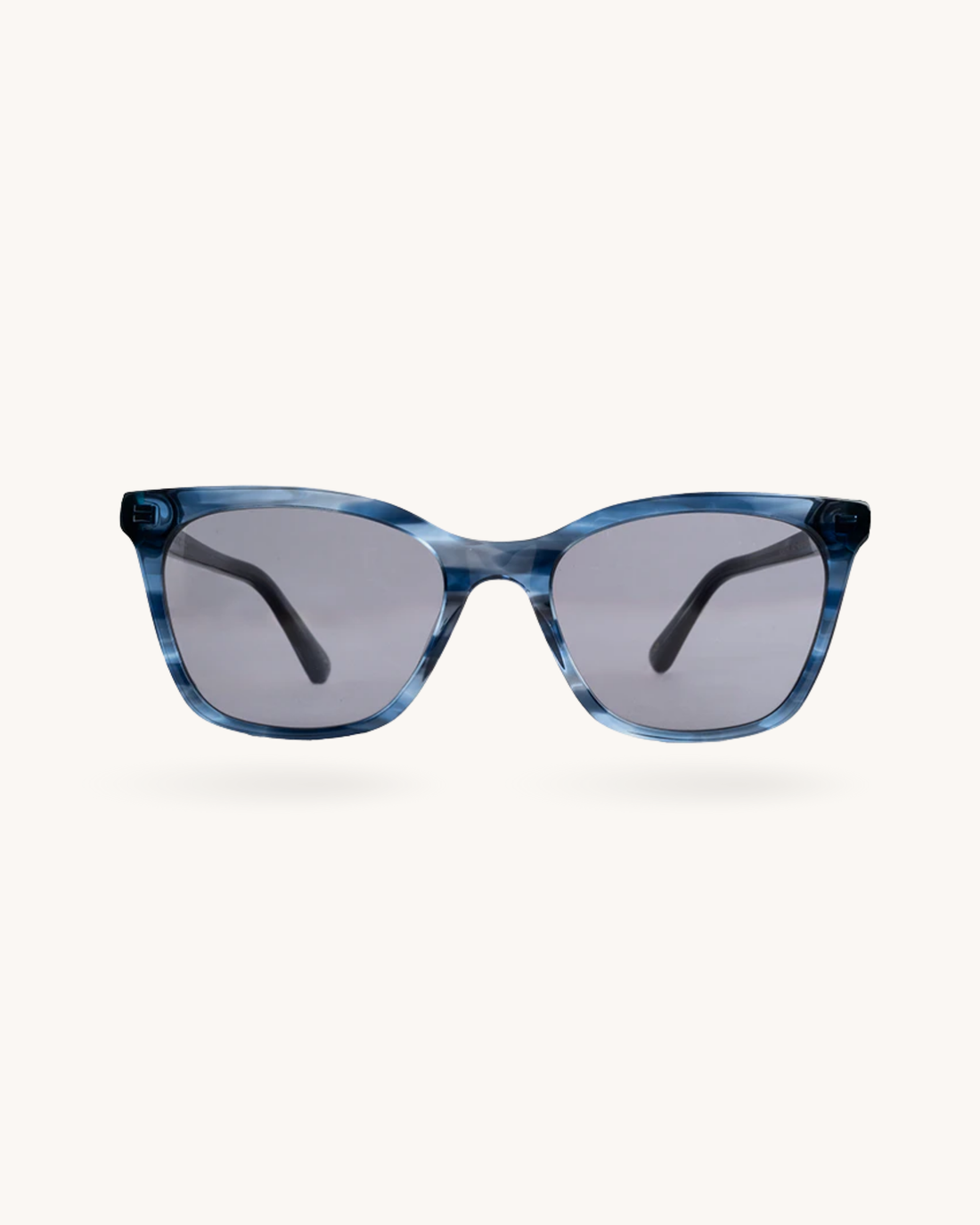 Agatha Sunglass Reader